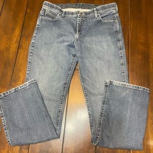 Q-Baby No Gap Wasteband bootcut jeans.